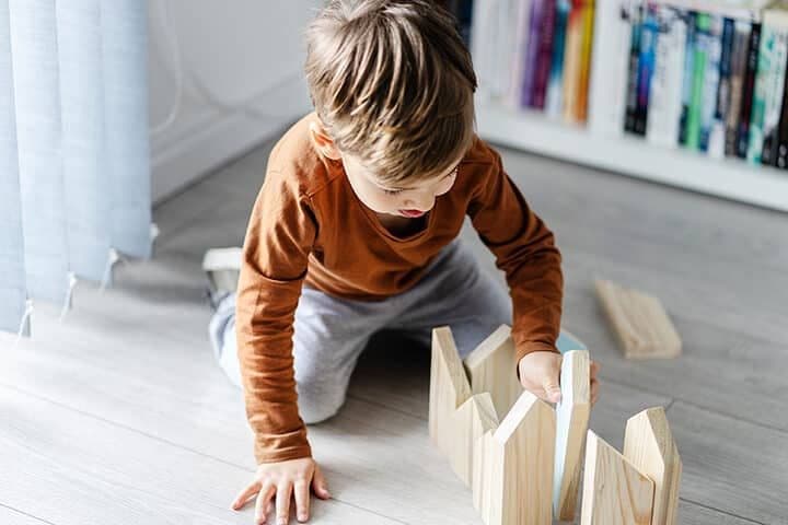 Kid playing with blocks