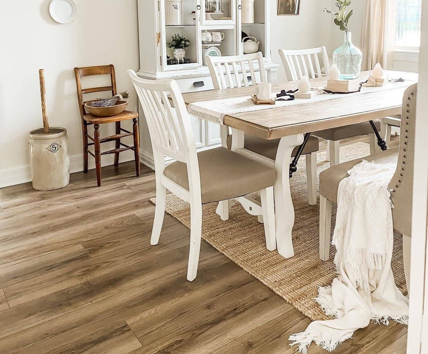 Vinyl Installation cropped